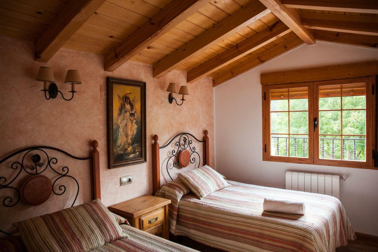 Alojamiento Rural Casa Inocente La Toba  Extérieur photo